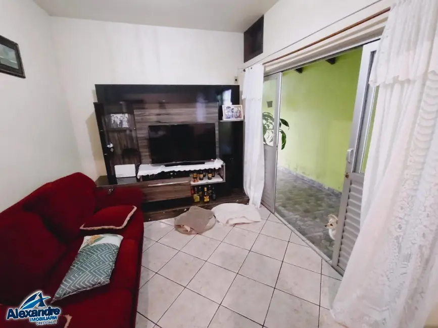 Casa com 4 quartos à venda, 284m2 em Tifa Martins, Jaragua Do Sul - SC - imagem 4 Foto 4 de Casa com 4 quartos à venda, 284m2 em Tifa Martins, Jaragua Do Sul - SC
