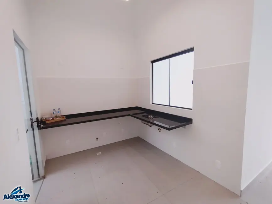 Casa com 2 quartos à venda, 70m2 em Centro, Schroeder - SC - imagem 5 Foto 5 de Casa com 2 quartos à venda, 70m2 em Centro, Schroeder - SC