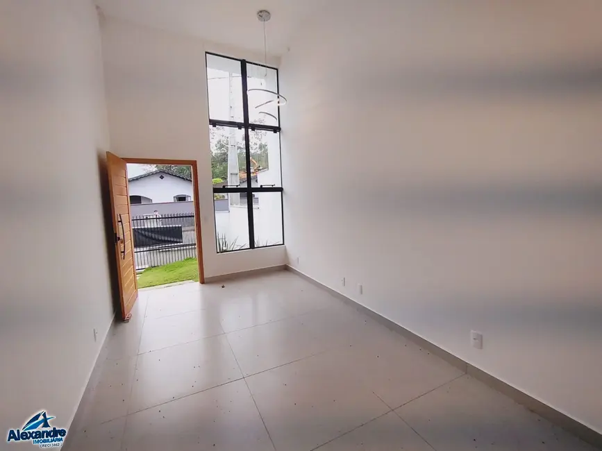 Casa com 2 quartos à venda, 70m2 em Centro, Schroeder - SC - imagem 3 Foto 3 de Casa com 2 quartos à venda, 70m2 em Centro, Schroeder - SC
