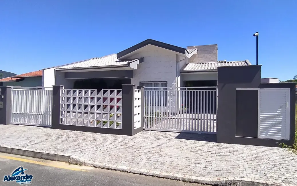 Foto 3 de Casa com 3 quartos à venda, 198m2 em Três Rios do Norte, Jaragua Do Sul - SC
