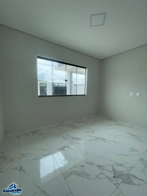 Casa com 3 quartos à venda, 115m2 em Guaramirim - SC - imagem 5 Foto 5 de Casa com 3 quartos à venda, 115m2 em Guaramirim - SC