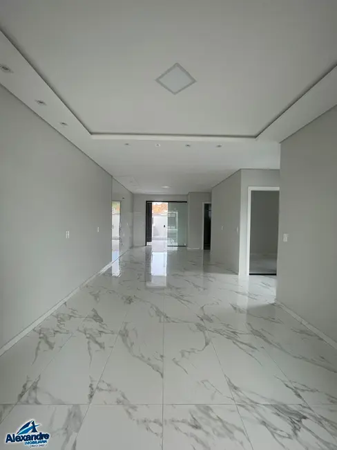Casa com 3 quartos à venda, 115m2 em Guaramirim - SC - imagem 4 Foto 4 de Casa com 3 quartos à venda, 115m2 em Guaramirim - SC