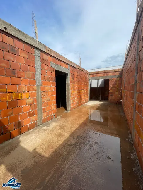 Casa com 3 quartos à venda, 94m2 em Guaramirim - SC - imagem 3 Foto 3 de Casa com 3 quartos à venda, 94m2 em Guaramirim - SC