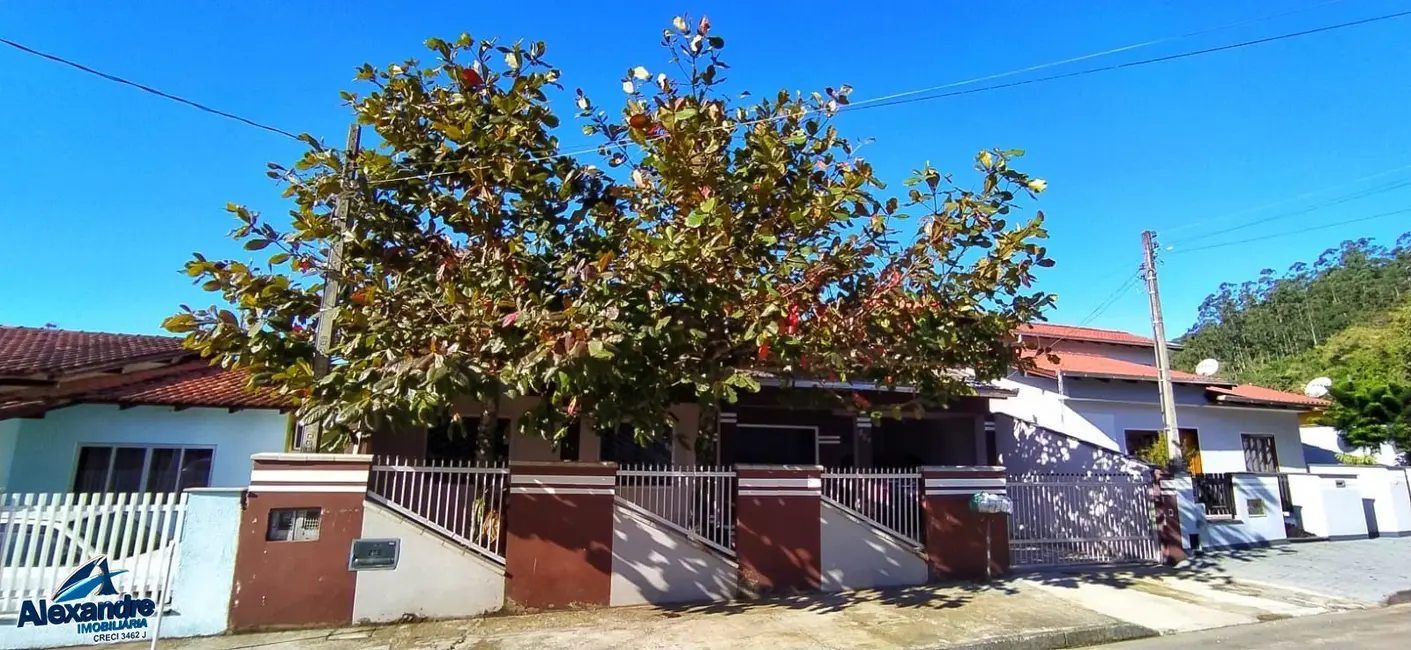 Foto 2 de Casa com 3 quartos à venda, 125m2 em Estrada Nova, Jaragua Do Sul - SC