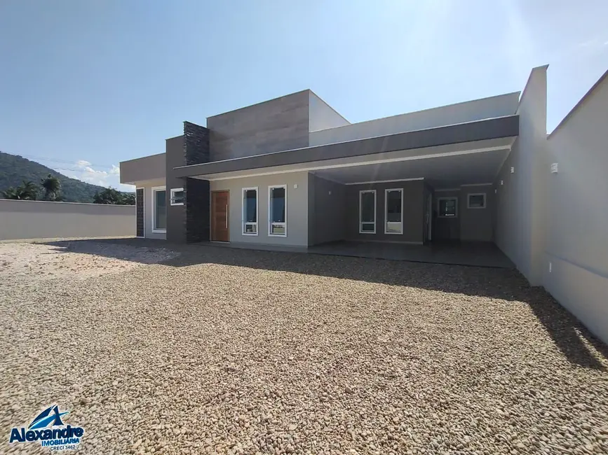 Casa com 3 quartos à venda, 154m2 em Centro, Schroeder - SC - imagem 1 Foto 1 de Casa com 3 quartos à venda, 154m2 em Centro, Schroeder - SC