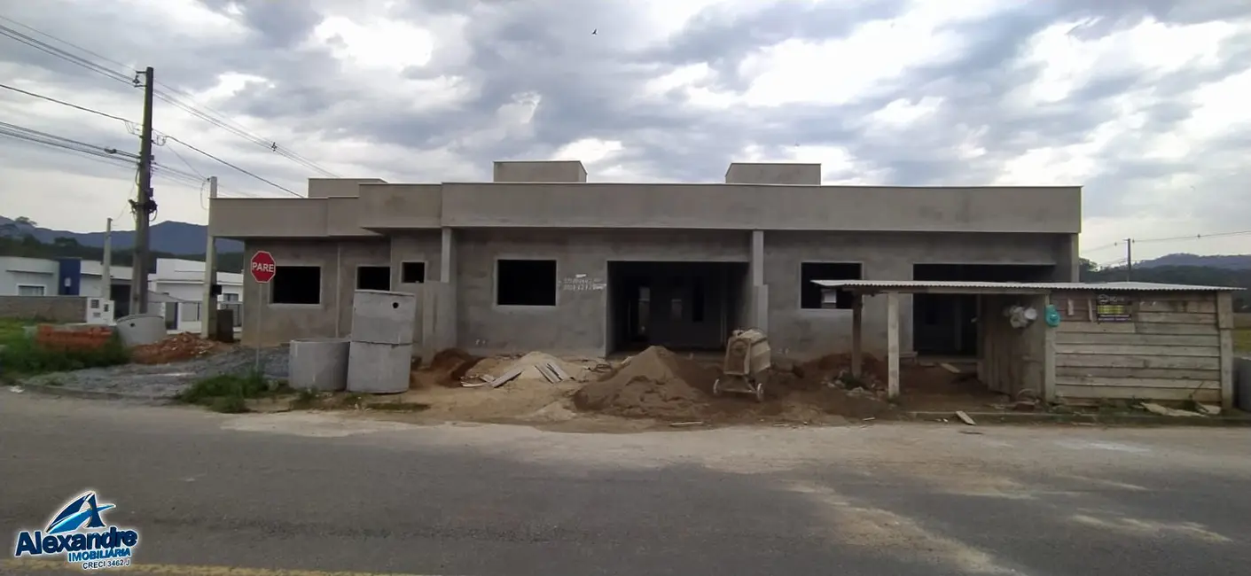 Casa com 2 quartos à venda, 104m2 em Três Rios do Norte, Jaragua Do Sul - SC - imagem 3 Foto 3 de Casa com 2 quartos à venda, 104m2 em Três Rios do Norte, Jaragua Do Sul - SC