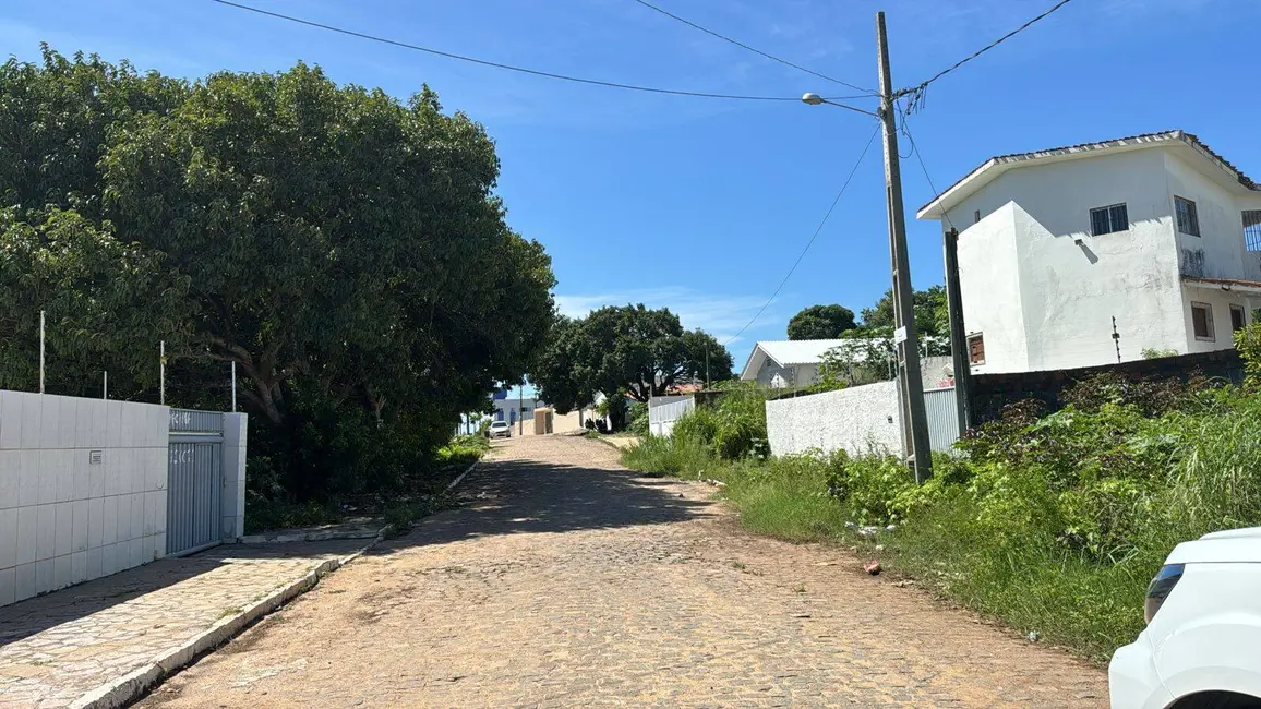 Terreno / Lote à venda, 450m2 em Conde - PB - imagem 1 Foto 1 de Terreno / Lote à venda, 450m2 em Conde - PB