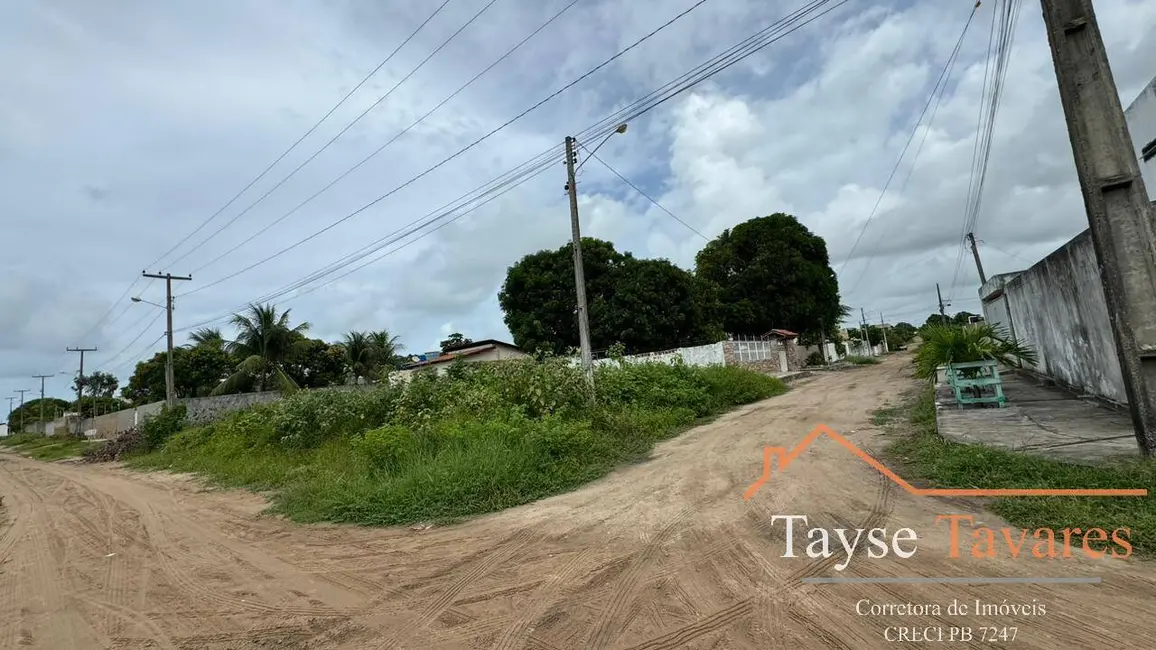 Foto 1 de Terreno / Lote à venda, 450m2 em Conde - PB