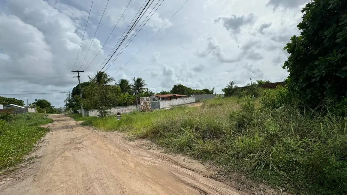 Foto 2 de Terreno / Lote à venda, 450m2 em Conde - PB