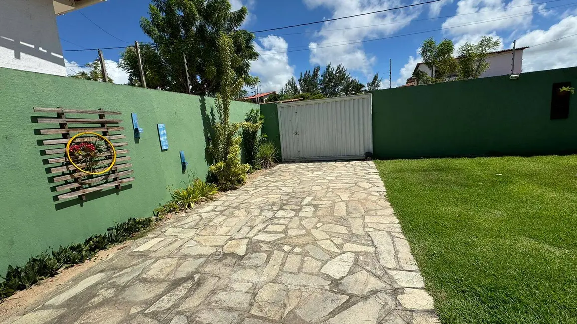Foto 2 de Casa com 4 quartos à venda e para alugar, 450m2 em Conde - PB