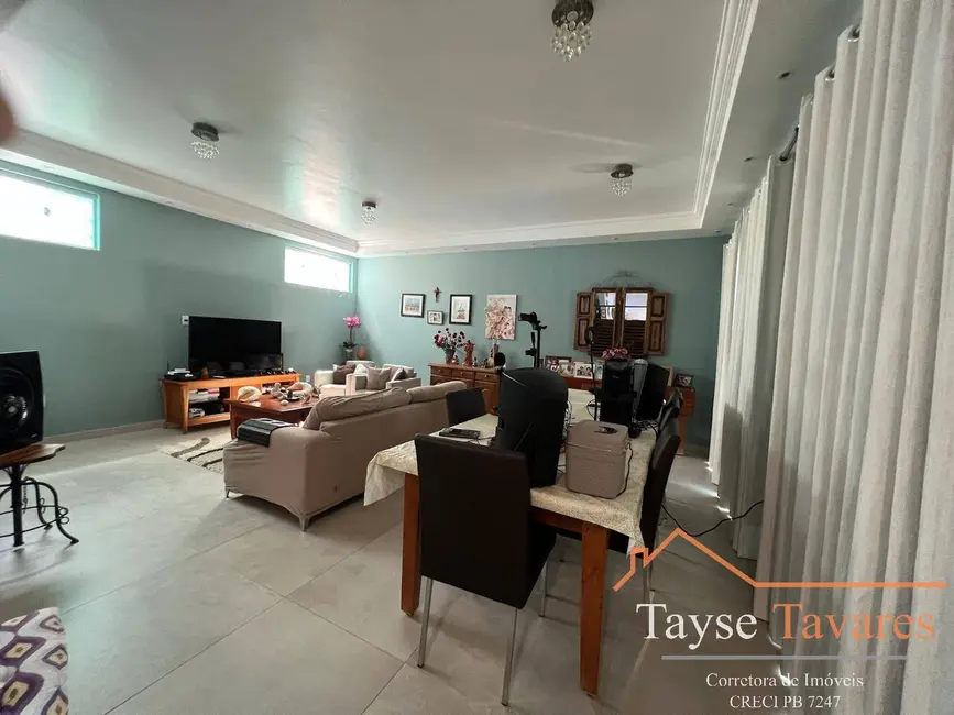 Foto 4 de Casa com 4 quartos à venda em Conde - PB