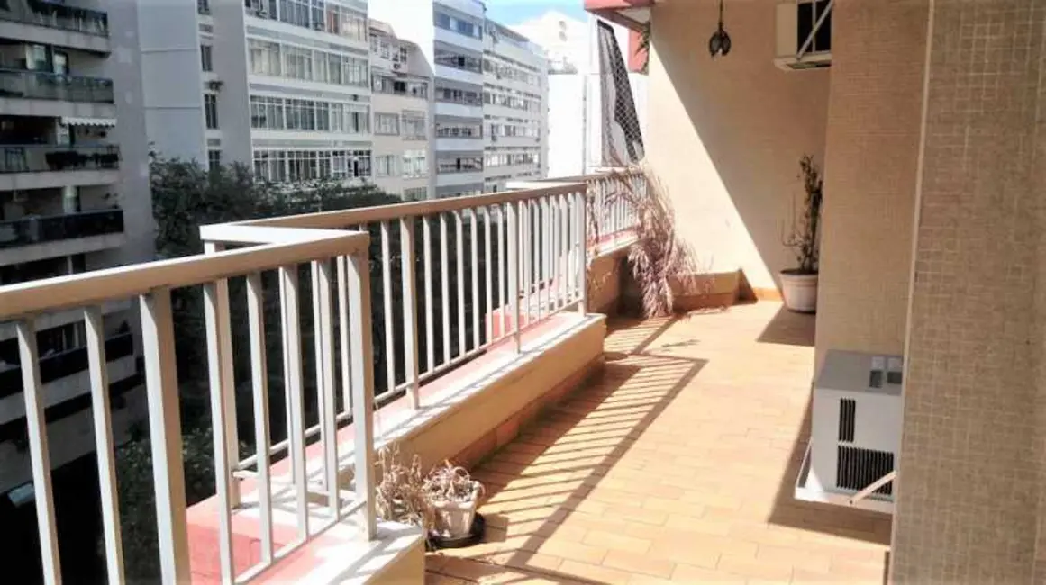 Foto 1 de Apartamento com 2 quartos à venda, 105m2 em Rio De Janeiro - RJ