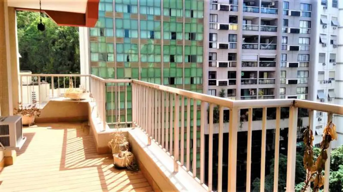 Foto 4 de Apartamento com 2 quartos à venda, 105m2 em Rio De Janeiro - RJ