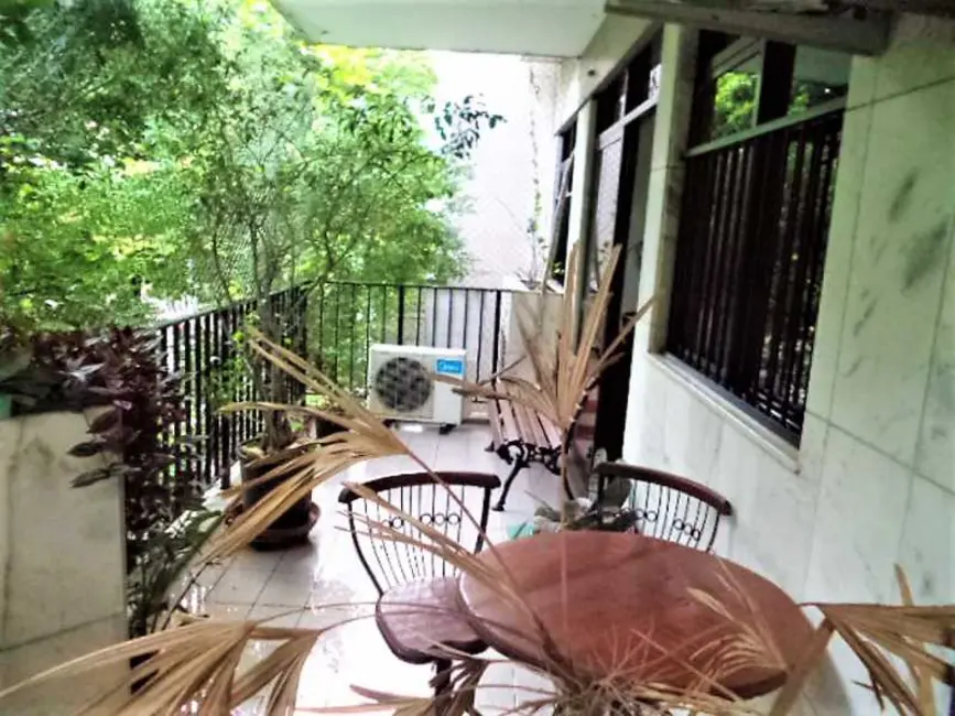 Foto 3 de Apartamento com 3 quartos à venda, 150m2 em Rio De Janeiro - RJ