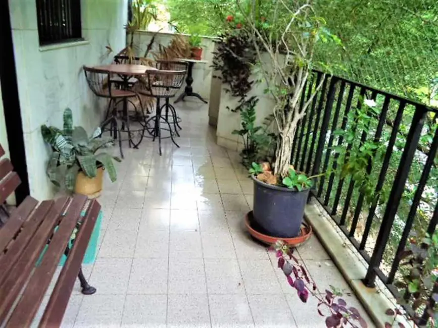 Foto 2 de Apartamento com 3 quartos à venda, 150m2 em Rio De Janeiro - RJ