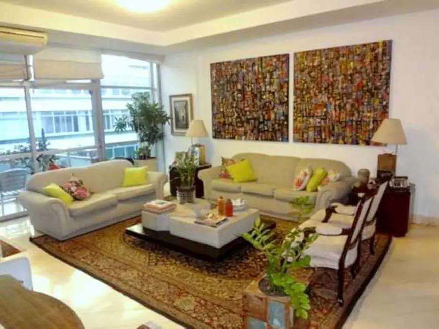 Foto 3 de Apartamento com 4 quartos à venda, 250m2 em Rio De Janeiro - RJ