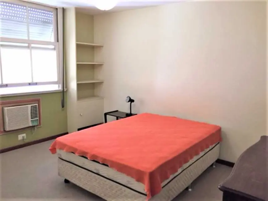 Apartamento com 4 quartos à venda, 251m2 em Rio De Janeiro - RJ - imagem 7 Foto 7 de Apartamento com 4 quartos à venda, 251m2 em Rio De Janeiro - RJ
