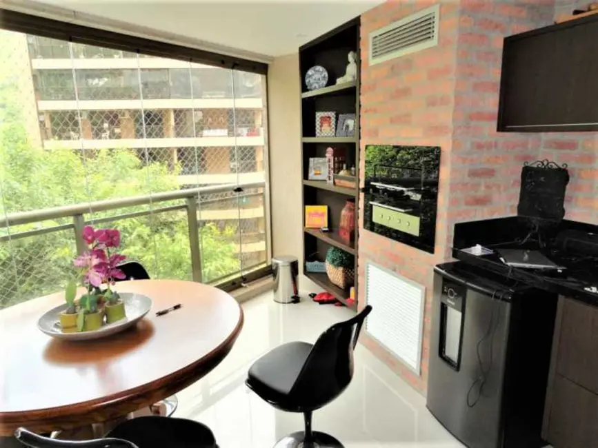 Foto 3 de Apartamento com 4 quartos à venda, 219m2 em Rio De Janeiro - RJ