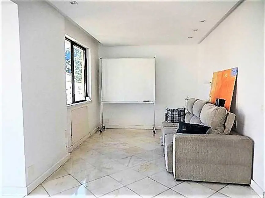Foto 9 de Cobertura com 4 quartos à venda, 210m2 em Rio De Janeiro - RJ