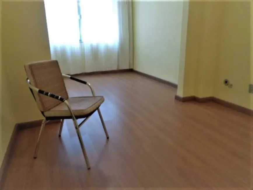 Kitnet com 1 quarto à venda, 30m2 em Rio De Janeiro - RJ - imagem 4 Foto 4 de Kitnet com 1 quarto à venda, 30m2 em Rio De Janeiro - RJ