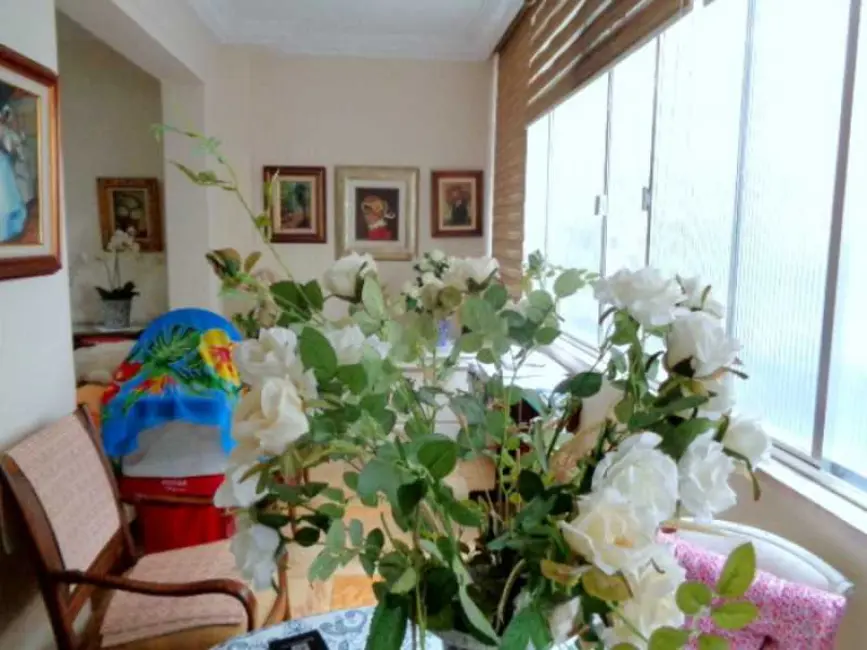 Apartamento com 3 quartos à venda, 191m2 em Rio De Janeiro - RJ - imagem 7 Foto 7 de Apartamento com 3 quartos à venda, 191m2 em Rio De Janeiro - RJ