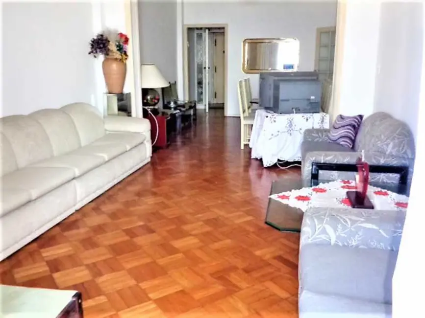 Apartamento com 3 quartos à venda, 147m2 em Rio De Janeiro - RJ - imagem 2 Foto 2 de Apartamento com 3 quartos à venda, 147m2 em Rio De Janeiro - RJ