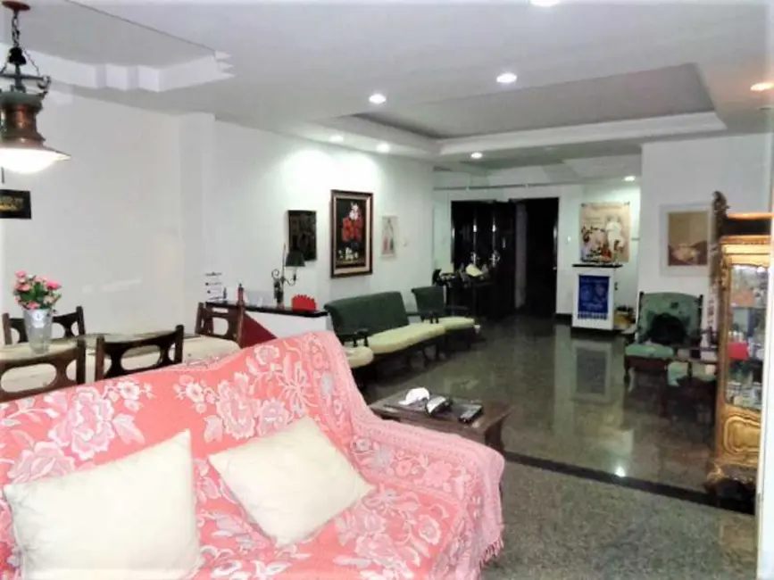 Foto 3 de Apartamento com 3 quartos à venda, 136m2 em Rio De Janeiro - RJ