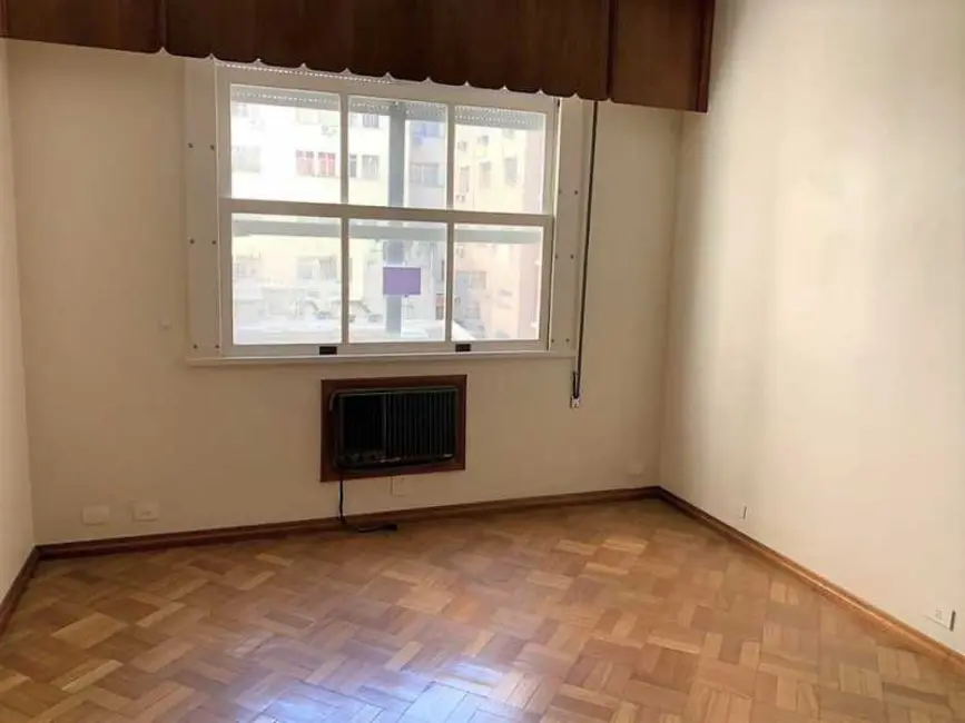 Foto 3 de Apartamento com 3 quartos à venda, 200m2 em Rio De Janeiro - RJ