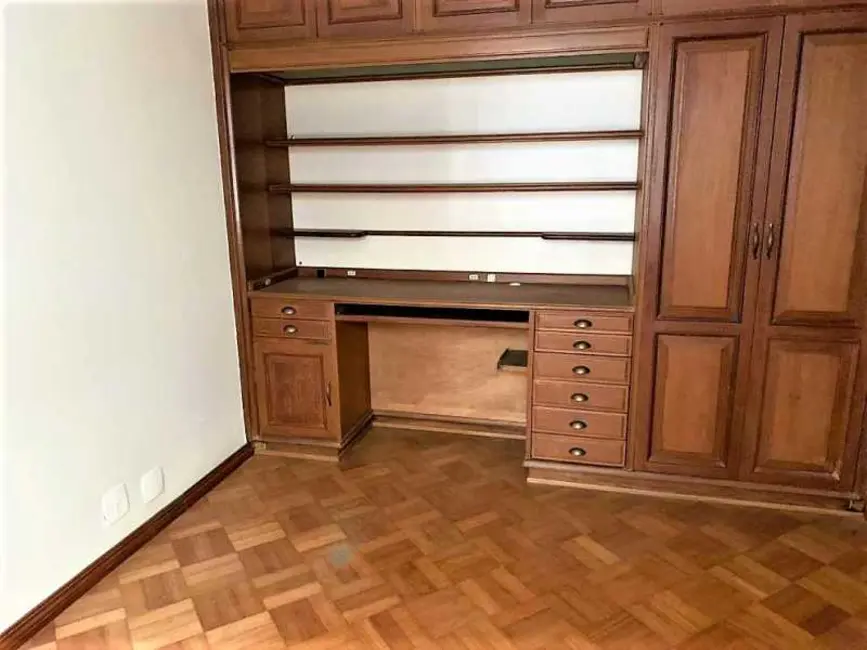 Foto 4 de Apartamento com 3 quartos à venda, 200m2 em Rio De Janeiro - RJ