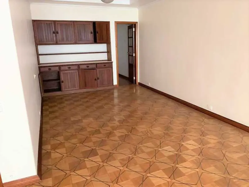 Foto 2 de Apartamento com 3 quartos à venda, 200m2 em Rio De Janeiro - RJ