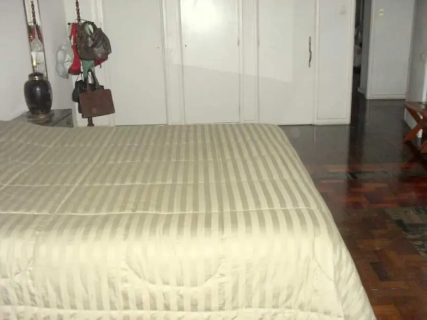 Foto 8 de Apartamento com 4 quartos à venda, 260m2 em Rio De Janeiro - RJ