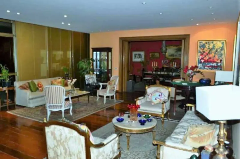 Apartamento com 4 quartos à venda, 320m2 em Rio De Janeiro - RJ - imagem 4 Foto 4 de Apartamento com 4 quartos à venda, 320m2 em Rio De Janeiro - RJ