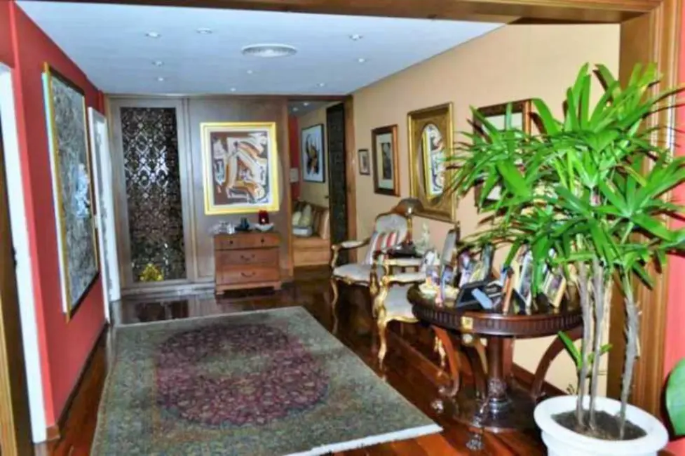 Apartamento com 4 quartos à venda, 320m2 em Rio De Janeiro - RJ - imagem 3 Foto 3 de Apartamento com 4 quartos à venda, 320m2 em Rio De Janeiro - RJ
