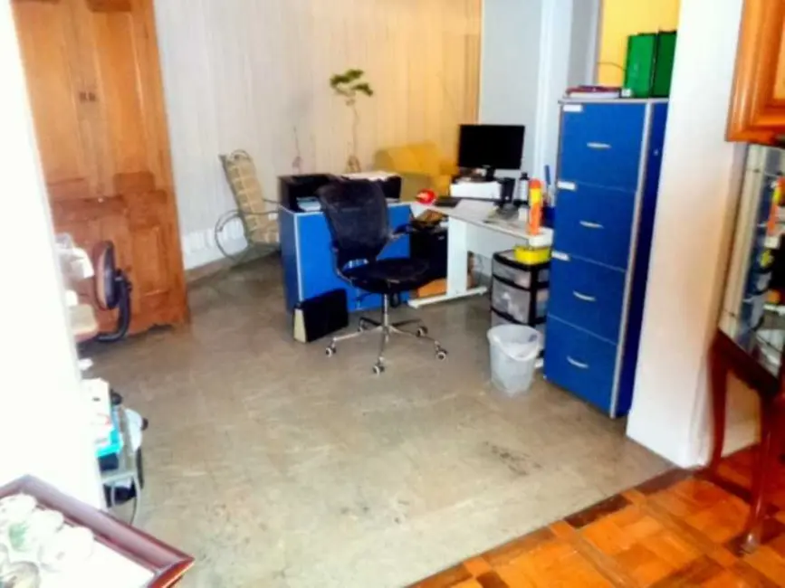 Apartamento com 4 quartos à venda, 220m2 em Rio De Janeiro - RJ - imagem 9 Foto 9 de Apartamento com 4 quartos à venda, 220m2 em Rio De Janeiro - RJ