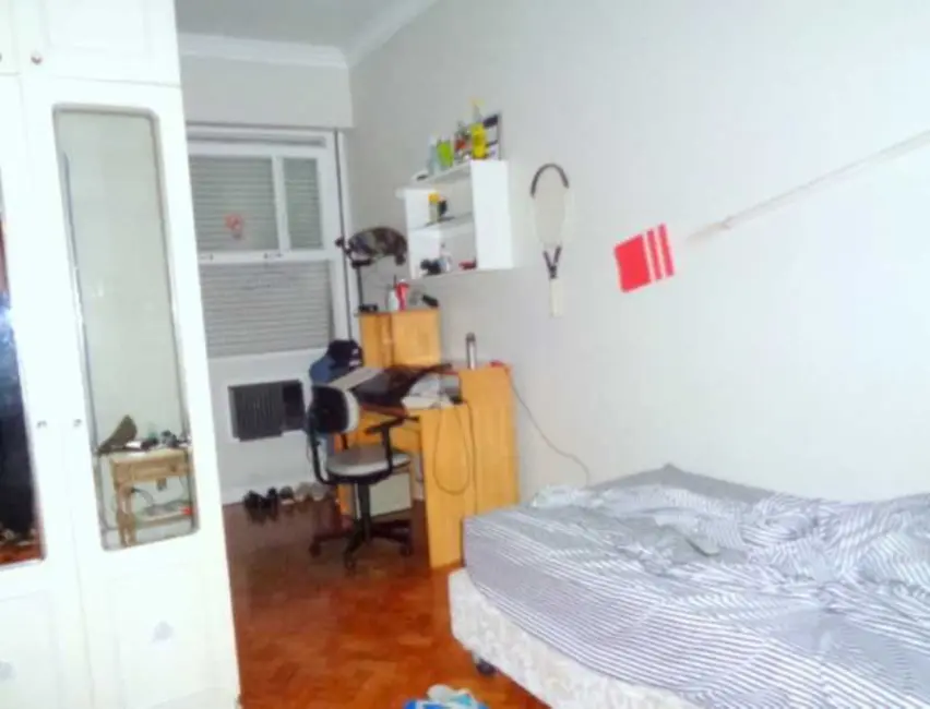 Apartamento com 4 quartos à venda, 220m2 em Rio De Janeiro - RJ - imagem 5 Foto 5 de Apartamento com 4 quartos à venda, 220m2 em Rio De Janeiro - RJ