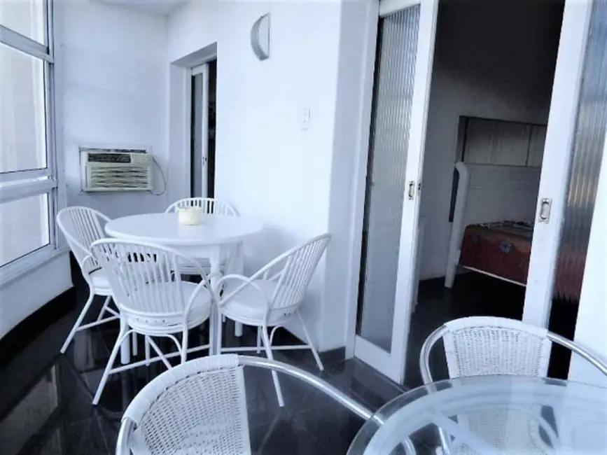 Foto 3 de Apartamento com 4 quartos à venda, 150m2 em Rio De Janeiro - RJ