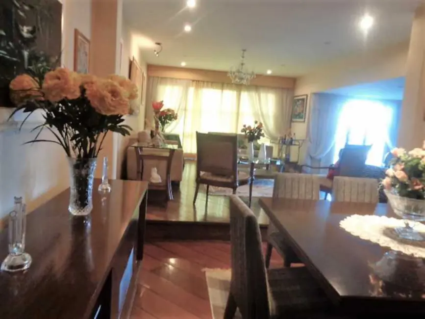 Foto 7 de Apartamento com 4 quartos à venda, 150m2 em Rio De Janeiro - RJ