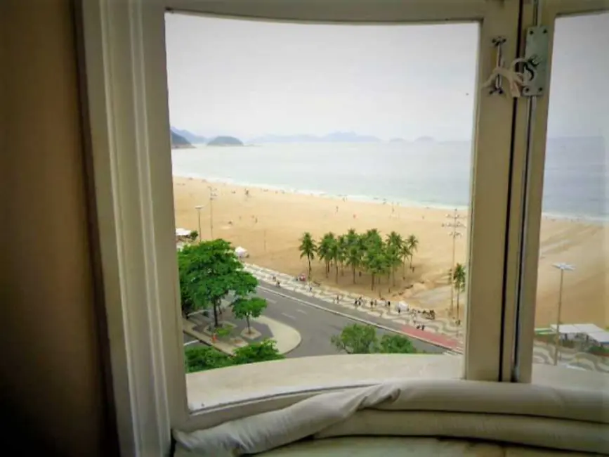 Foto 3 de Apartamento com 4 quartos à venda, 236m2 em Rio De Janeiro - RJ