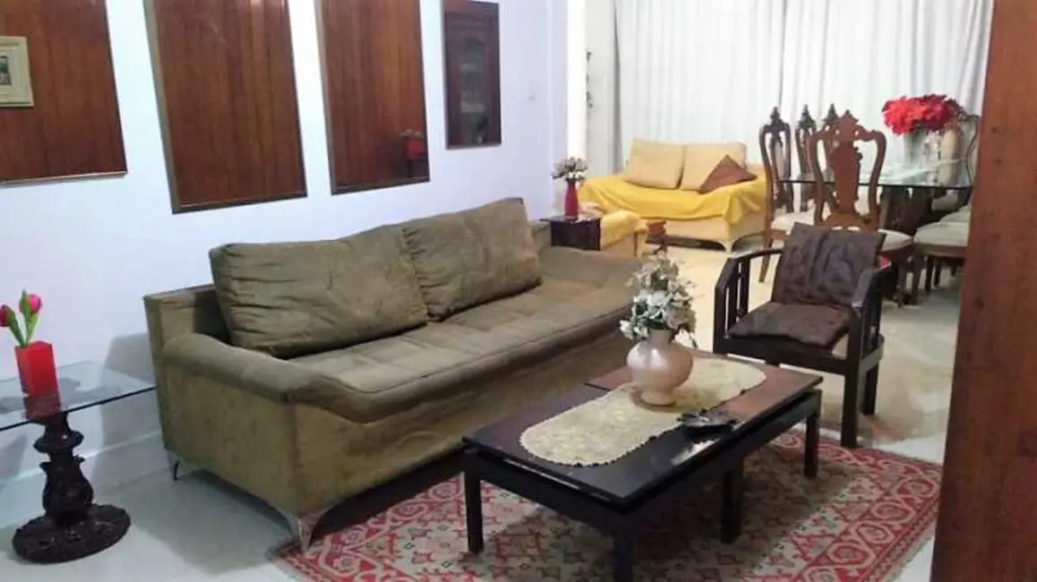 Foto 2 de Apartamento com 4 quartos à venda, 180m2 em Rio De Janeiro - RJ