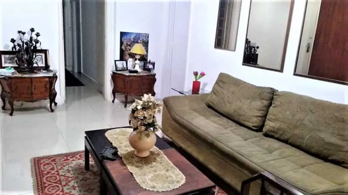 Foto 5 de Apartamento com 4 quartos à venda, 180m2 em Rio De Janeiro - RJ