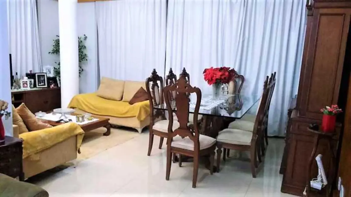 Foto 4 de Apartamento com 4 quartos à venda, 180m2 em Rio De Janeiro - RJ