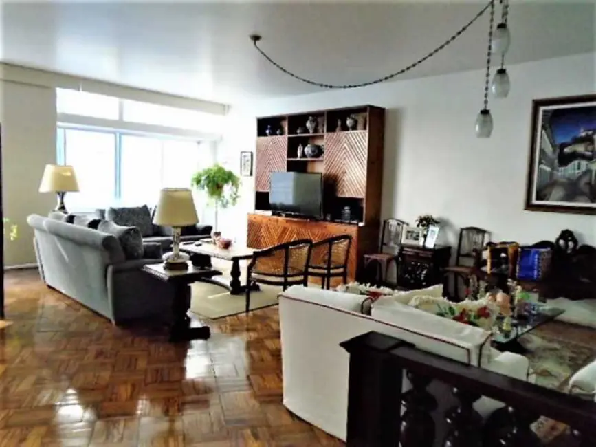 Foto 2 de Apartamento com 4 quartos à venda, 340m2 em Rio De Janeiro - RJ