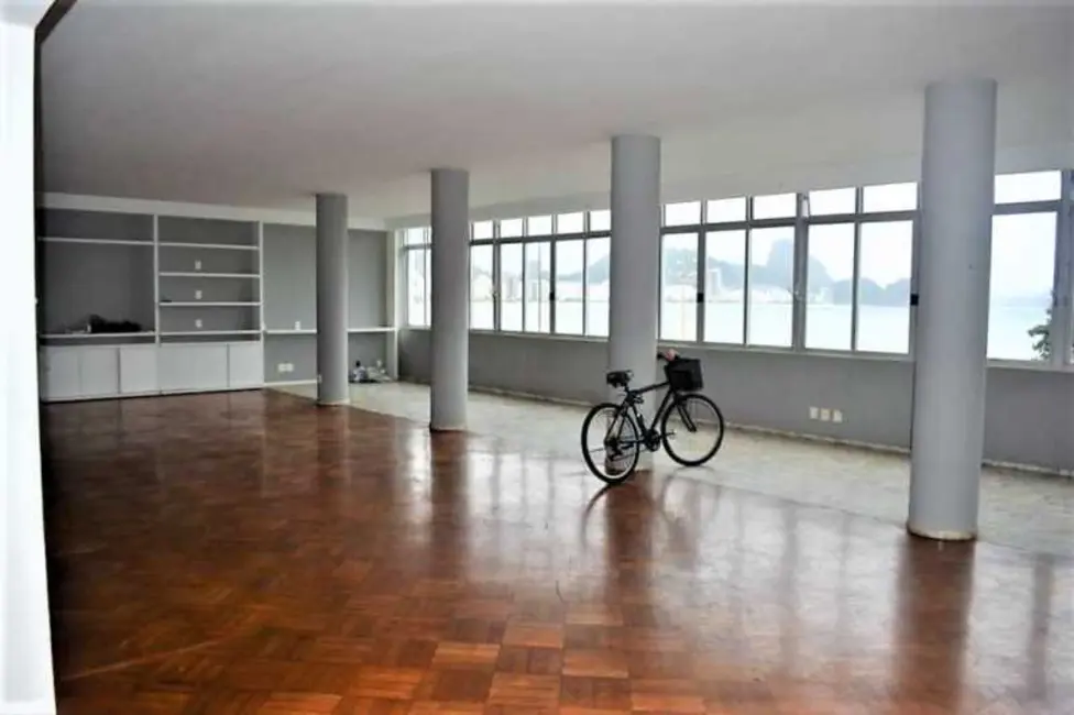 Apartamento com 4 quartos à venda, 311m2 em Rio De Janeiro - RJ - imagem 3 Foto 3 de Apartamento com 4 quartos à venda, 311m2 em Rio De Janeiro - RJ