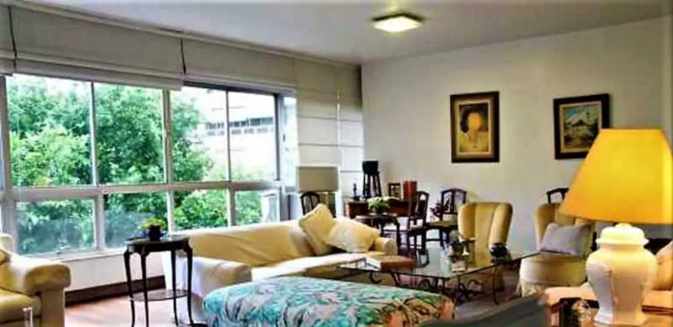 Apartamento com 4 quartos à venda, 210m2 em Rio De Janeiro - RJ - imagem 1 Foto 1 de Apartamento com 4 quartos à venda, 210m2 em Rio De Janeiro - RJ