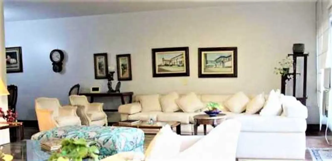 Apartamento com 4 quartos à venda, 210m2 em Rio De Janeiro - RJ - imagem 4 Foto 4 de Apartamento com 4 quartos à venda, 210m2 em Rio De Janeiro - RJ