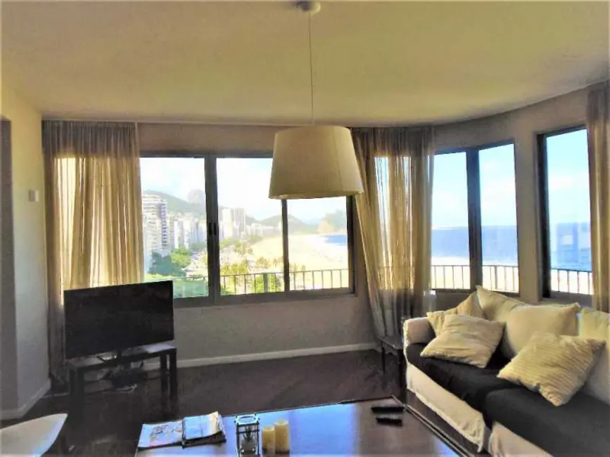 Apartamento com 4 quartos à venda, 195m2 em Rio De Janeiro - RJ - imagem 4 Foto 4 de Apartamento com 4 quartos à venda, 195m2 em Rio De Janeiro - RJ