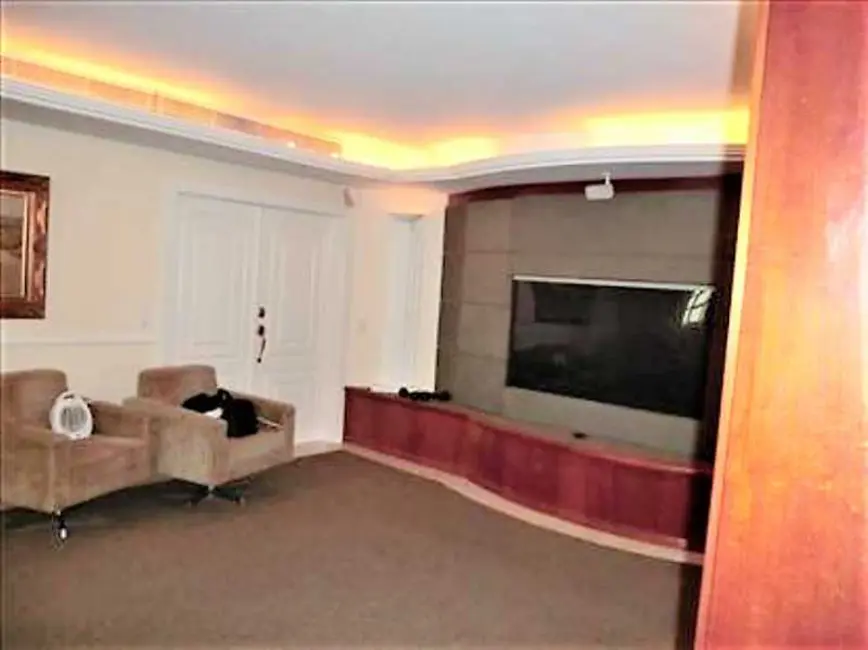 Cobertura com 3 quartos à venda, 1100m2 em Rio De Janeiro - RJ - imagem 6 Foto 6 de Cobertura com 3 quartos à venda, 1100m2 em Rio De Janeiro - RJ