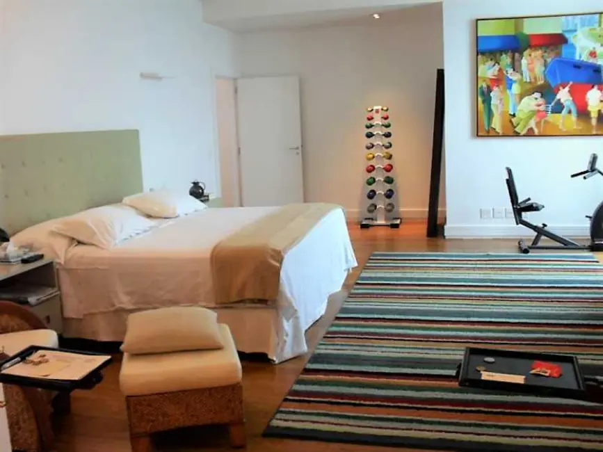 Cobertura com 3 quartos à venda, 1100m2 em Rio De Janeiro - RJ - imagem 9 Foto 9 de Cobertura com 3 quartos à venda, 1100m2 em Rio De Janeiro - RJ