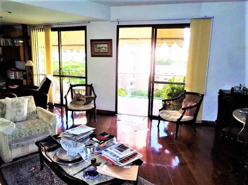 Foto 6 de Cobertura com 5 quartos à venda, 228m2 em Rio De Janeiro - RJ