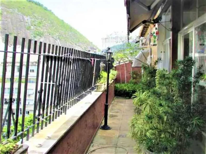 Foto 3 de Cobertura com 3 quartos à venda, 220m2 em Rio De Janeiro - RJ